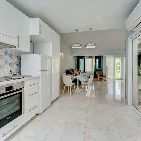 Beautiful Bungalow In Island Village Costa Adeje  Exterior foto